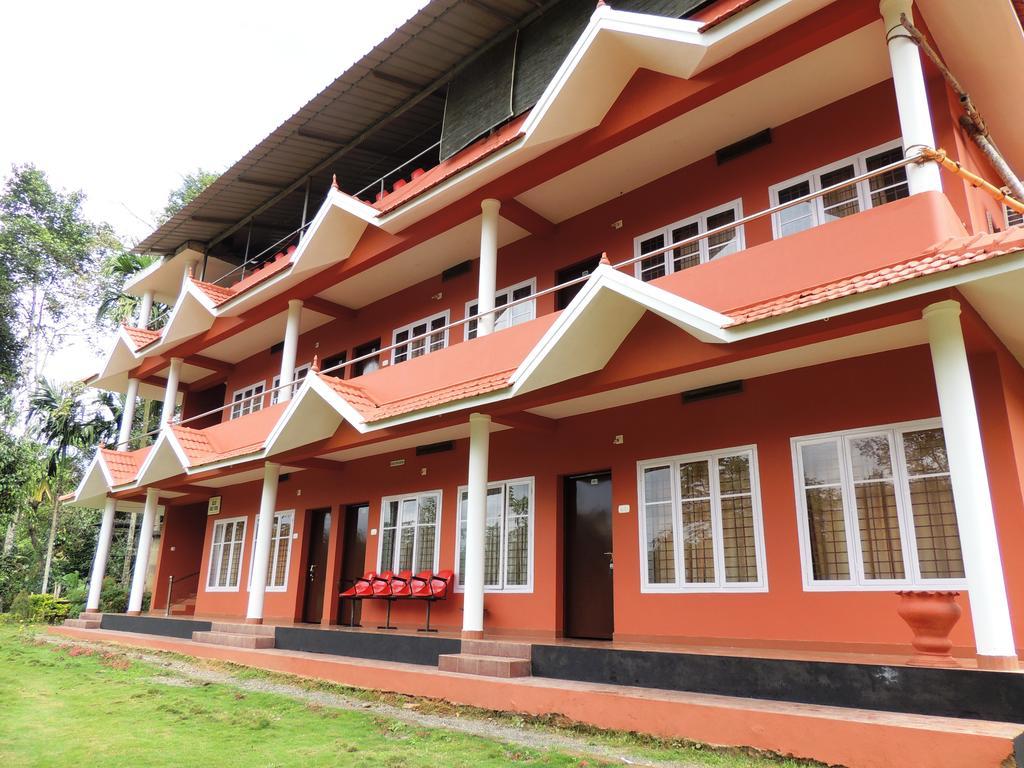 Sunbird Garden Resort Krishnagiri Exterior foto